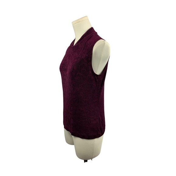 Sleeveless Burgundy Textured Top By Weekenders Size S/P - Picture 2 of 6